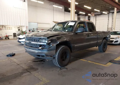 2000 Chevrolet Silverado 1500 Ls из США, поврежденный, VIN 1GCEK19V6YZ234784